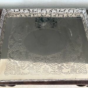 Godinger Silver Victorian platter Tray